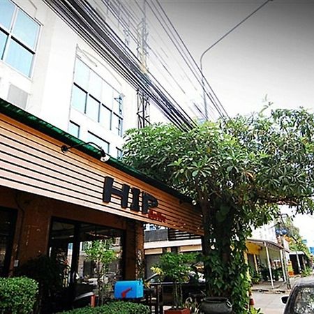 Hip Inn Coffee Phitszanulok Kültér fotó