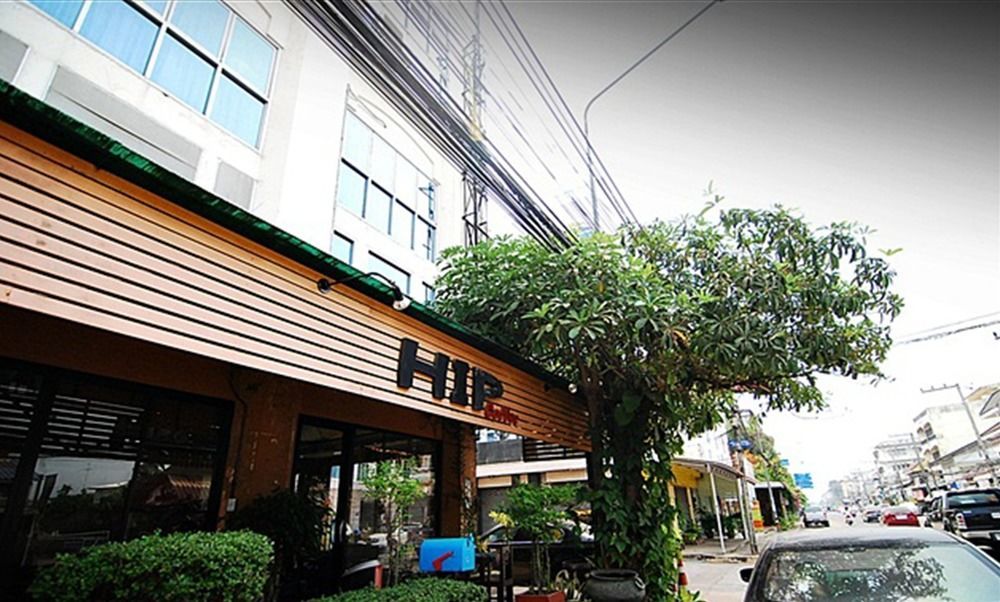 Hip Inn Coffee Phitszanulok Kültér fotó
